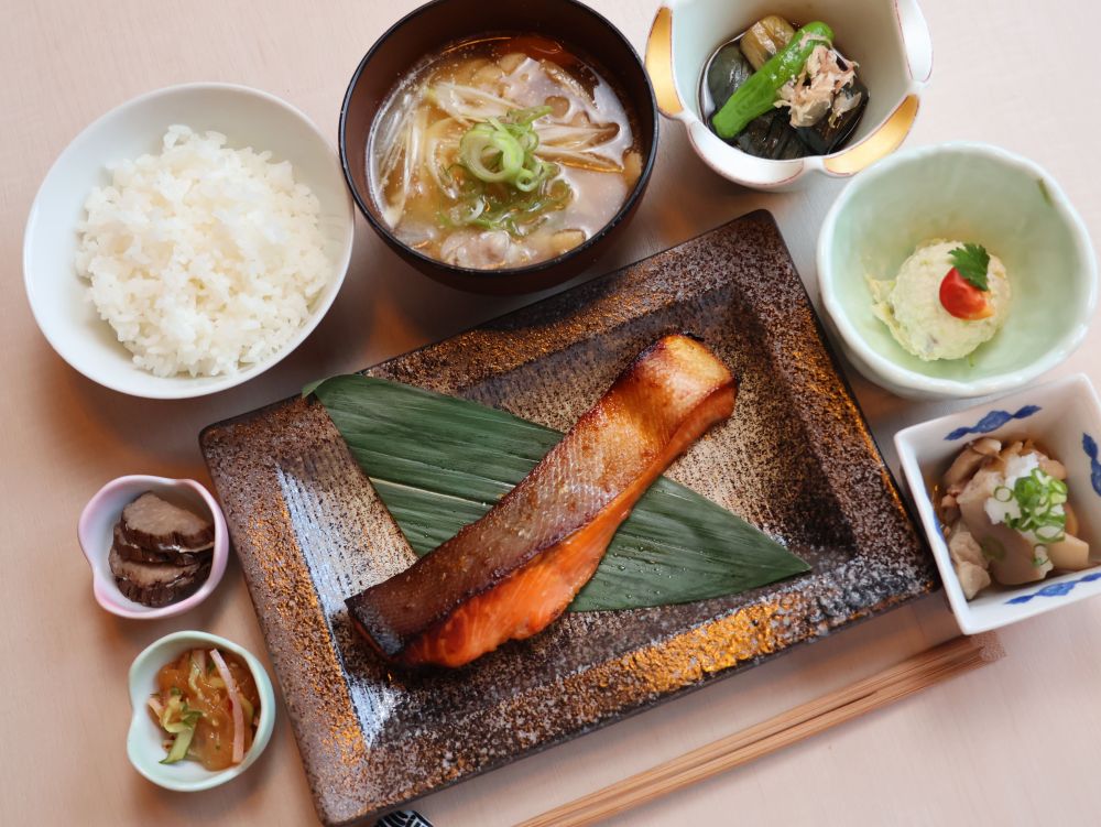 発酵ごはんとクラフトドリンク 蔵藍